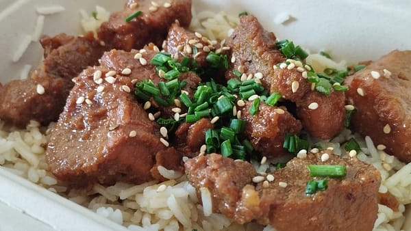 Porc au caramel et riz jasmin