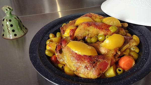 Tagine de poulet aux olives et citron confit – Image 3