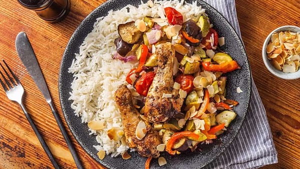 Poêlée de légumes du soleil, riz basmati et poulet rôti