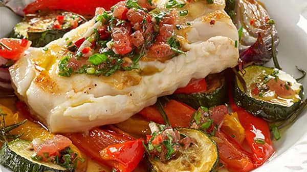 Poisson du marché et légumes d’automnes rôtis