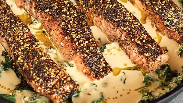 Saumon rôti au tahini et pâtes